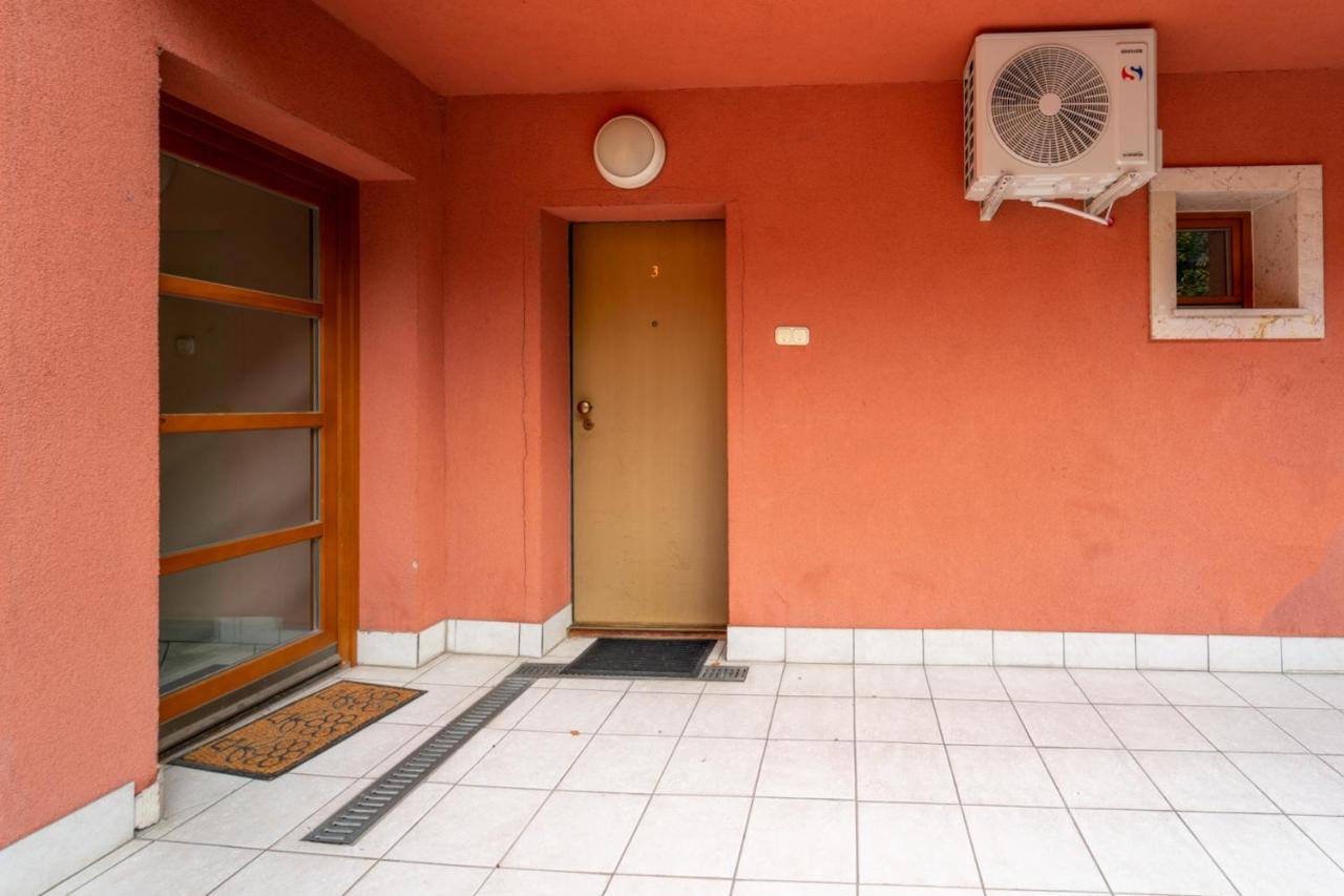 Romantic Studio Secret Garden Budapeste Exterior foto